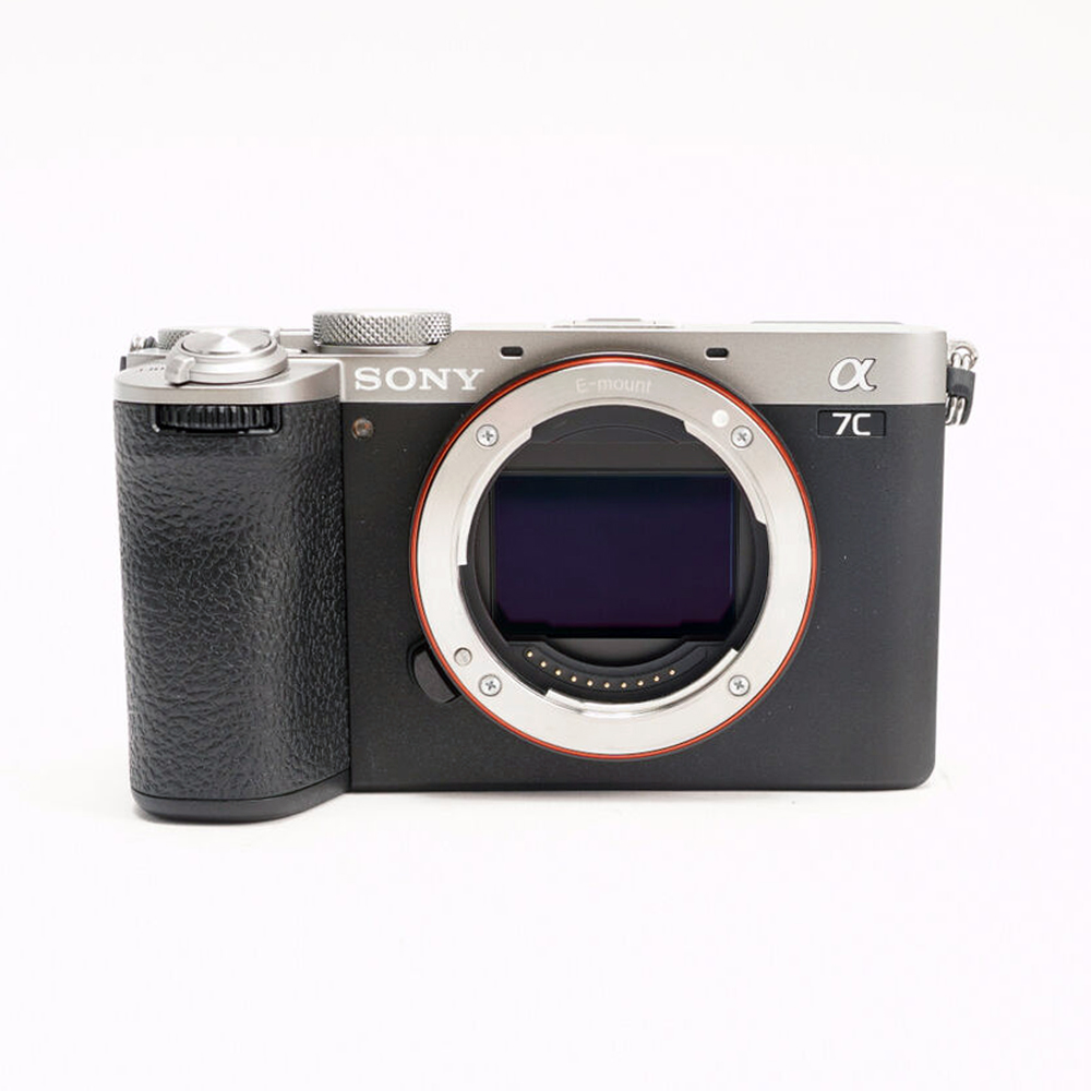 Sony a7C II + FE 28-60mm f/4-5.6 Lens + 64GB + Bag+ UV Filter